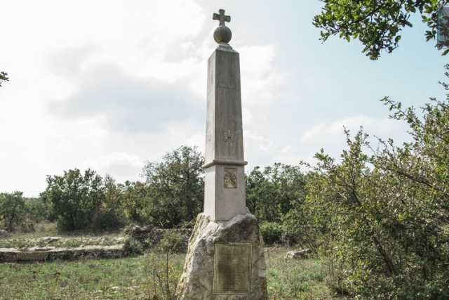 Il Monumento dei briganti: quella stele che ricorda la morte del mitico Sergente Romano